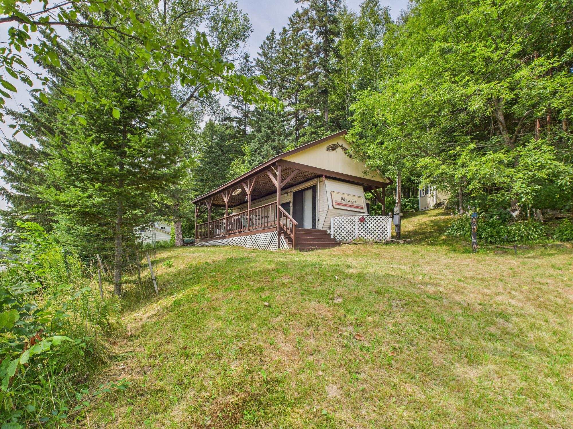 1459 Main Street Pittsburg, NH 03592 - Photo 2 of 21