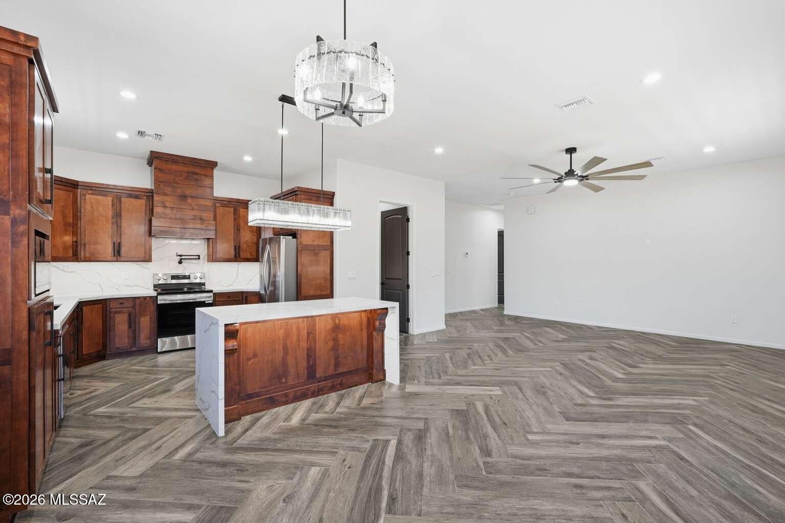 91 Circulo Penjamo Rio Rico, AZ 85648 - Photo 19 of 49