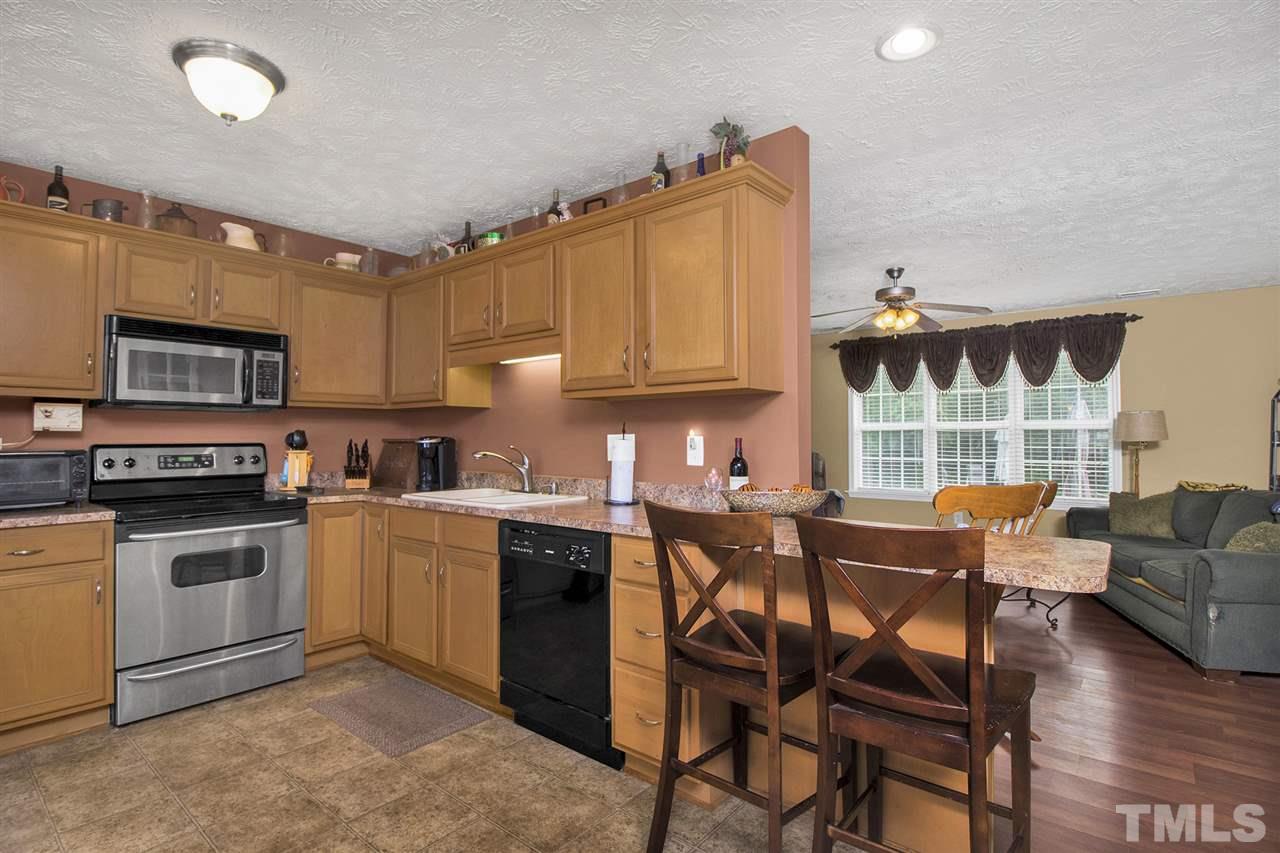 5511 Rising Ridge Drive Hope Mills, NC 28348 - Photo 8 of 30 Gallery Image 8