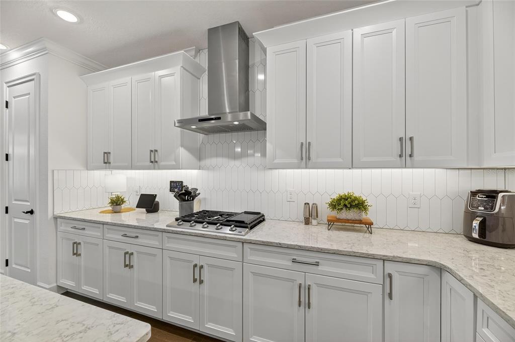 977 Signet Drive Apollo Beach, FL 33572 - Photo 27 of 75