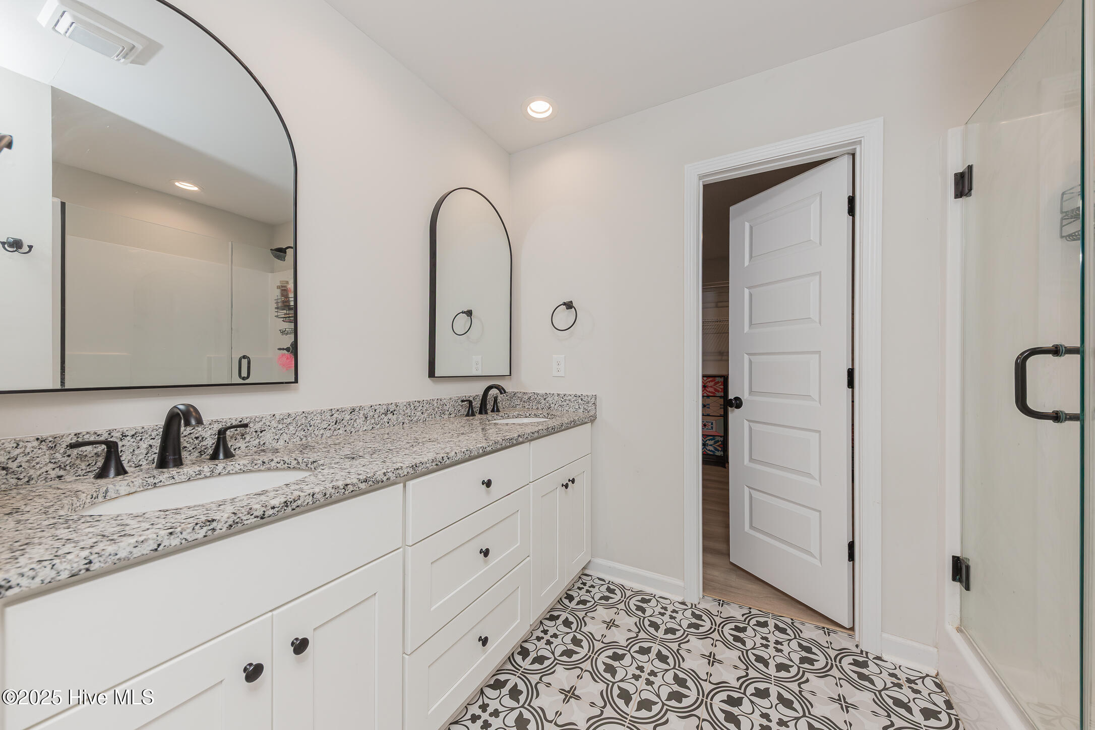 101 Kings Harbor Drive Holly Ridge, NC 28445 - Photo 18 of 27 attached walk in closet