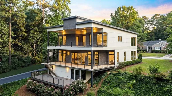 $2,195,000 | 1424 Sylvan Circle Northeast, Brookhaven, GA 30319