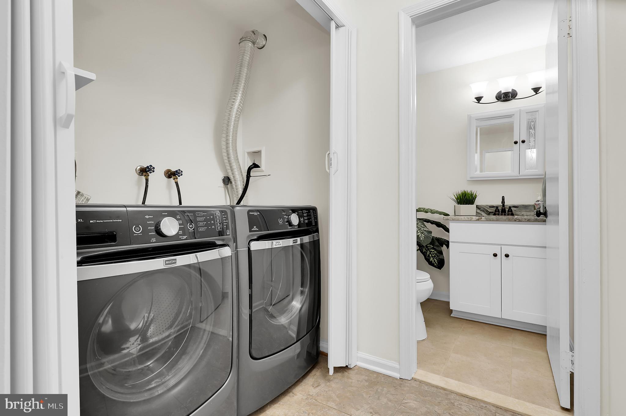 1701 Glastonberry Road Potomac, MD 20854 - Photo 20 of 41