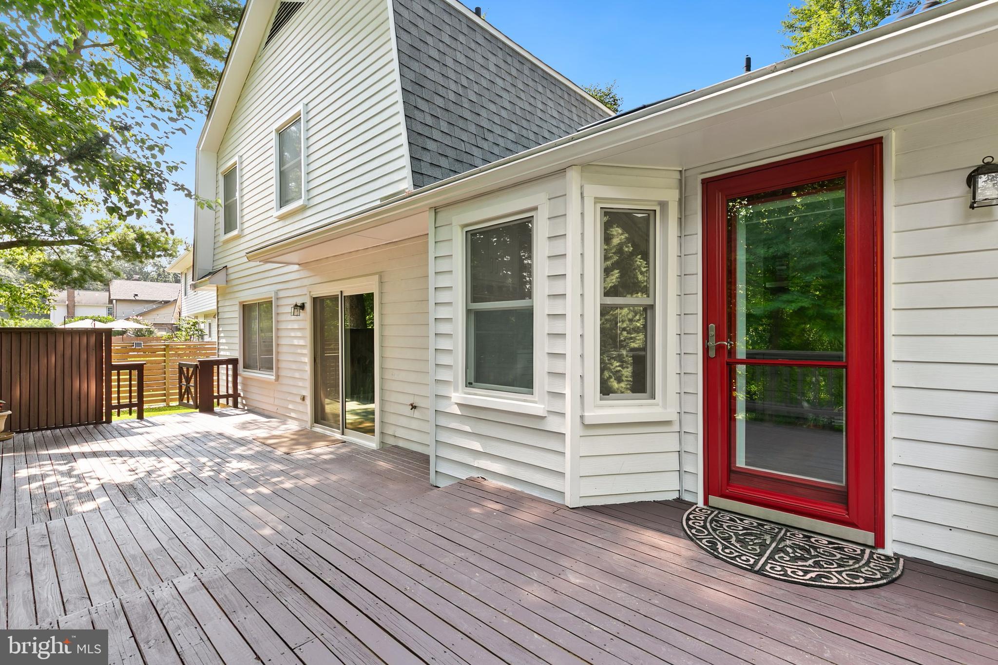 1701 Glastonberry Road Potomac, MD 20854 - Photo 34 of 41