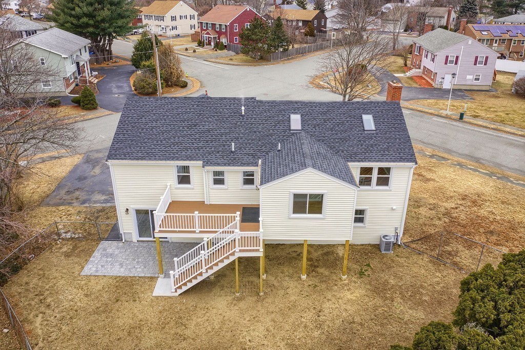 23 Carr Road Saugus, MA 01906 - Photo 3 of 40 Gallery Image 3