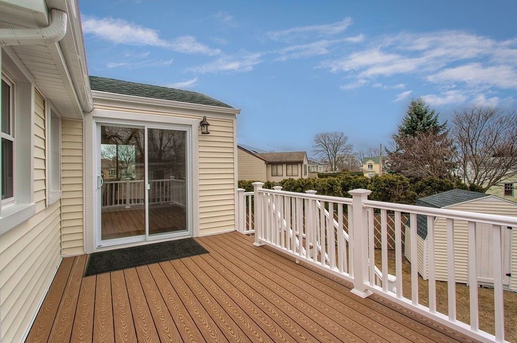 23 Carr Road Saugus, MA 01906 - Photo 5 of 40 Gallery Image 5