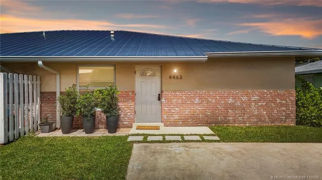 $295,000 | 4463 Southeast Village Road, Stuart, FL 34997