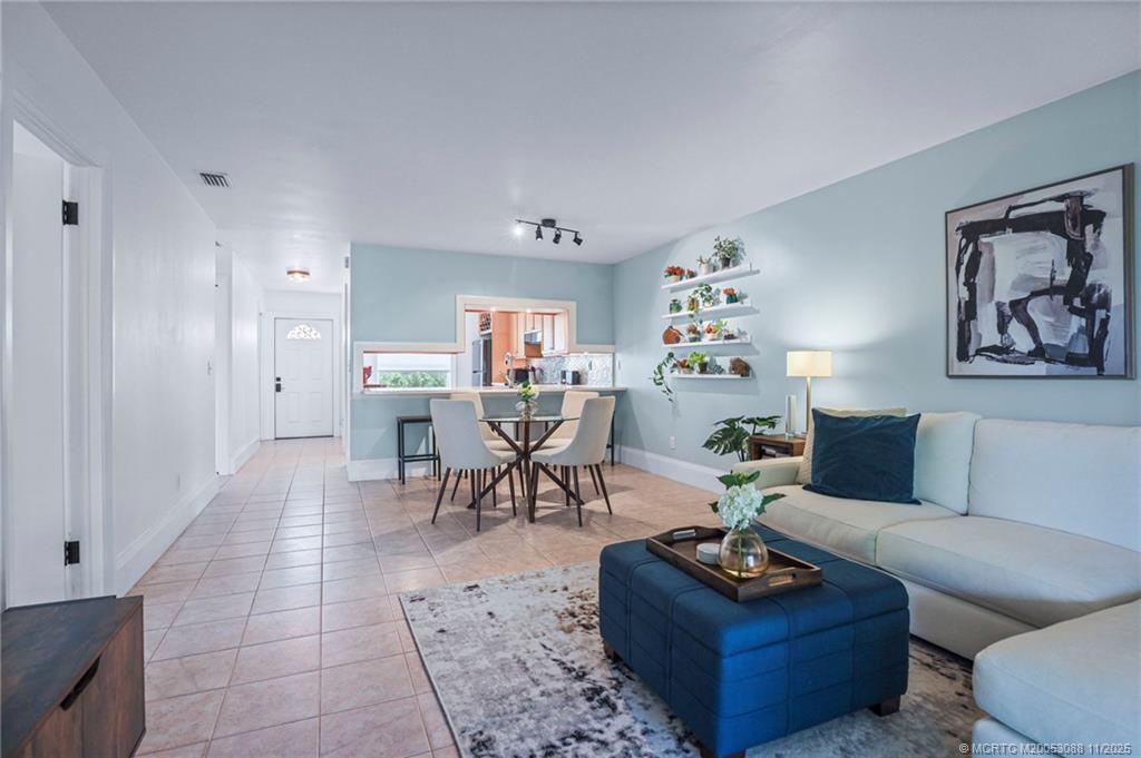 4463 Southeast Village Road Stuart, FL 34997 - Photo 27 of 62