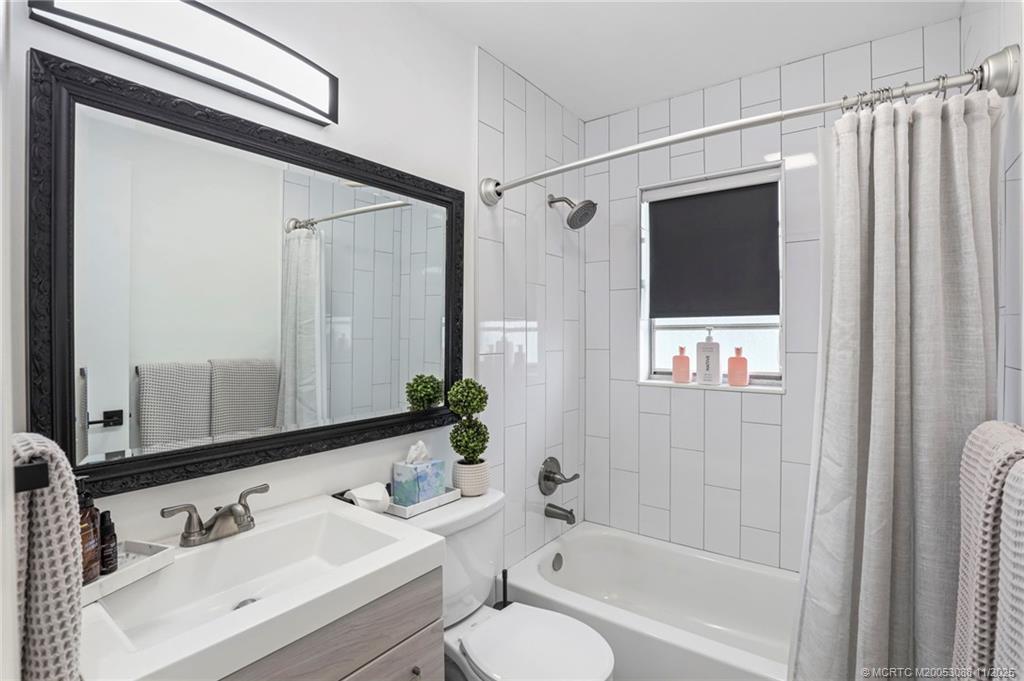 4463 Southeast Village Road Stuart, FL 34997 - Photo 37 of 62