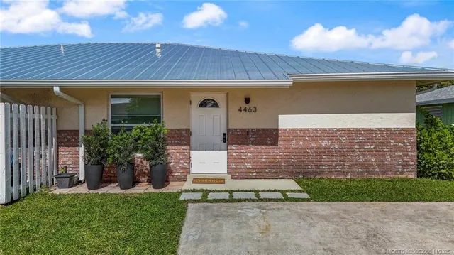 $295,000 | 4463 Southeast Village Road, Stuart, FL 34997