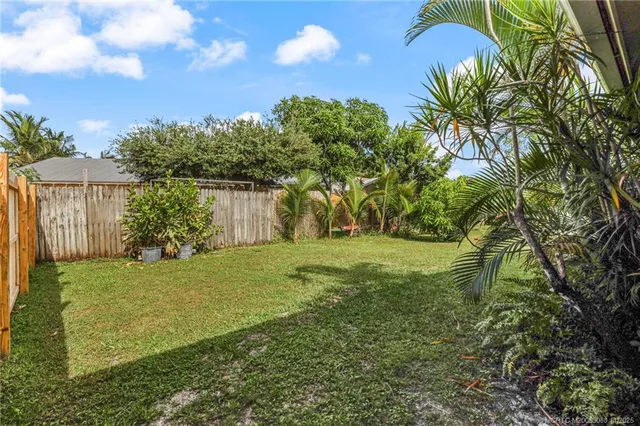 $295,000 | 4463 Southeast Village Road, Stuart, FL 34997