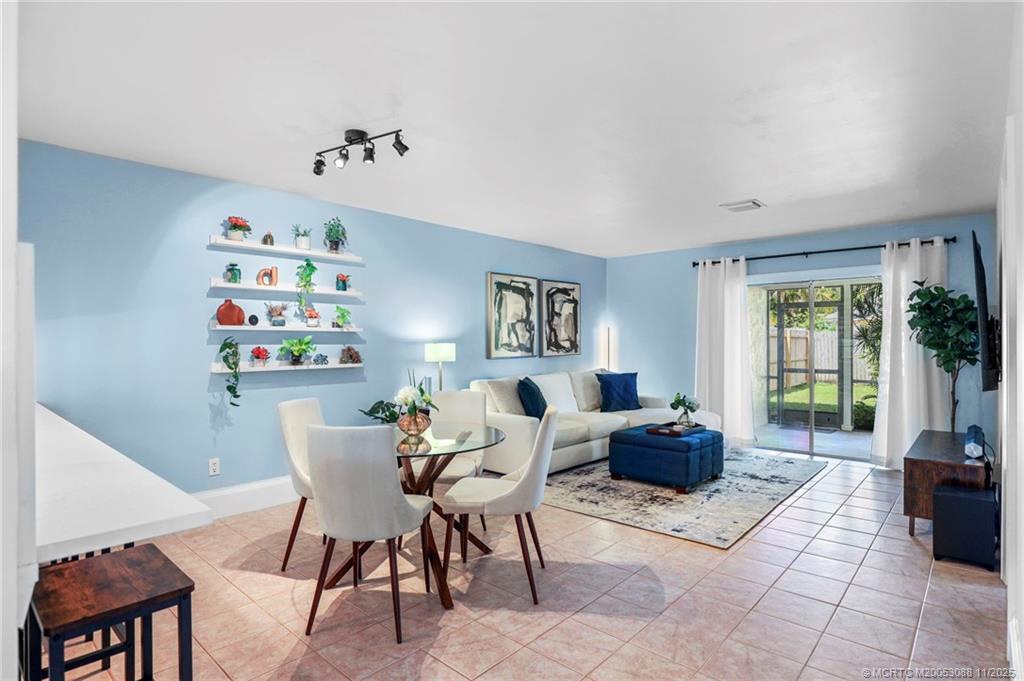 4463 Southeast Village Road Stuart, FL 34997 - Photo 7 of 62