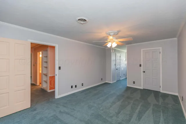 $575,000 | 2131 North Charles Street, Pampa, TX 79065