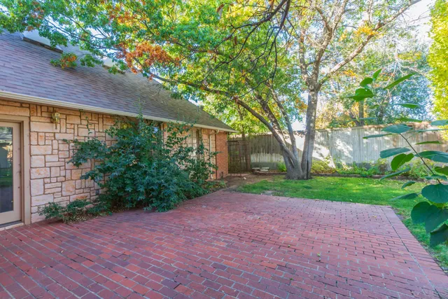 $575,000 | 2131 North Charles Street, Pampa, TX 79065