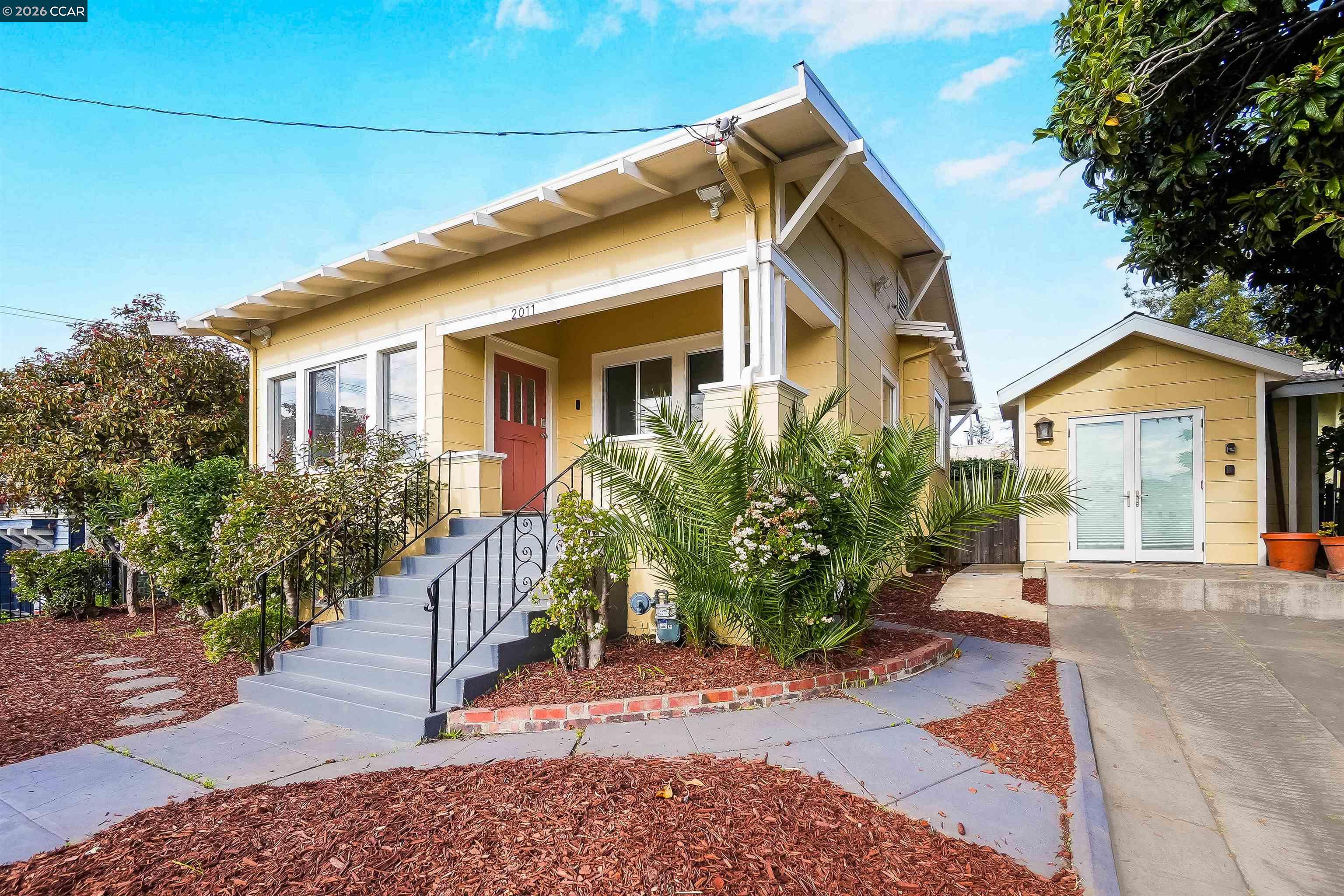 2011 Rosedale Avenue Oakland, CA 94601 - Photo 5 of 37