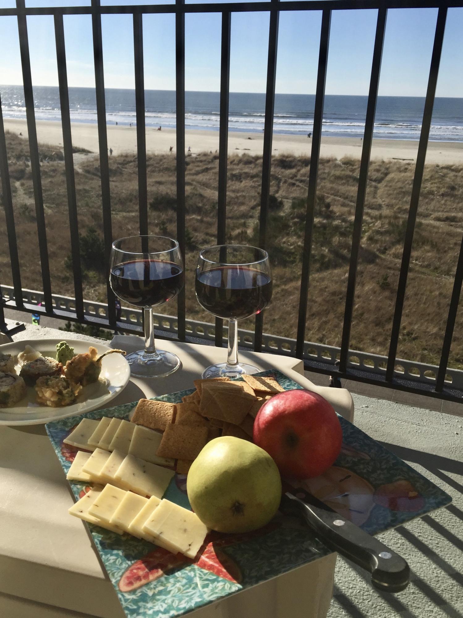 561 South Promenade Seaside, OR 97138 - Photo 24 of 35 Balcony view