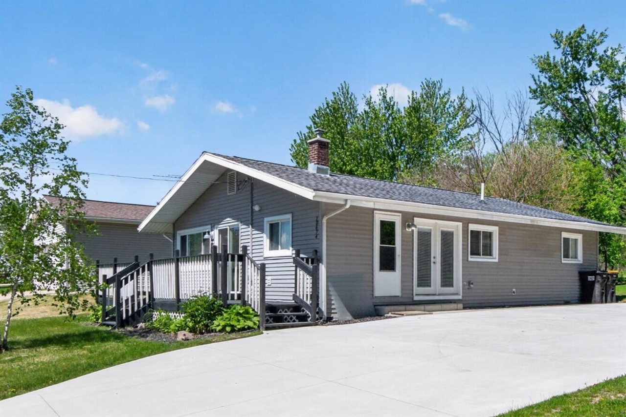 10674 Wesch Road Brooklyn, MI 49230 - Photo 3 of 56