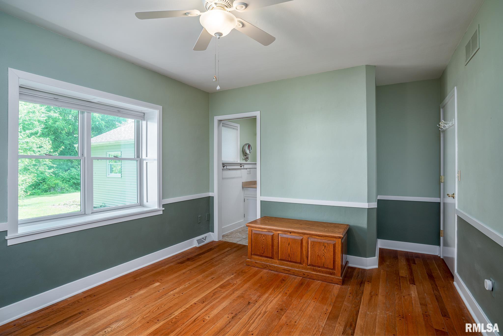 9001 Knoxville Road Milan, IL 61264 - Photo 18 of 22 Gallery Image 18