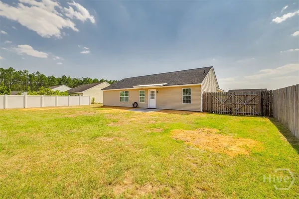 $1,900 | 404 Pine Top Road, Guyton, GA 31312