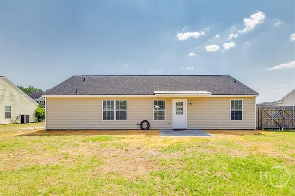 $1,900 | 404 Pine Top Road, Guyton, GA 31312