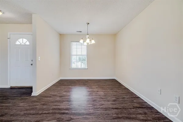 $1,900 | 404 Pine Top Road, Guyton, GA 31312
