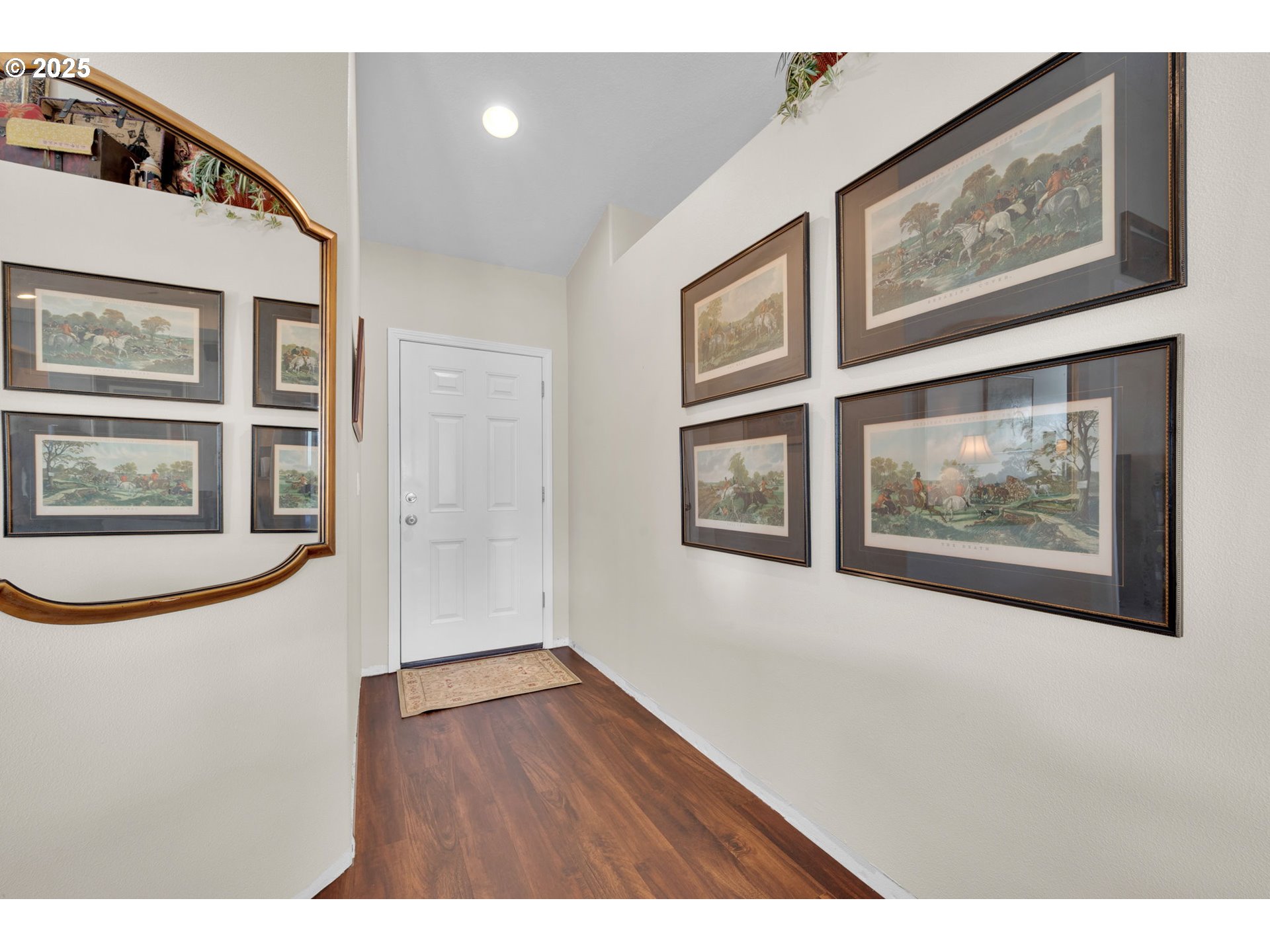 6057 Pebble Court Springfield, OR 97478 - Photo 17 of 42 a view interior of a house with wooden floor and windows