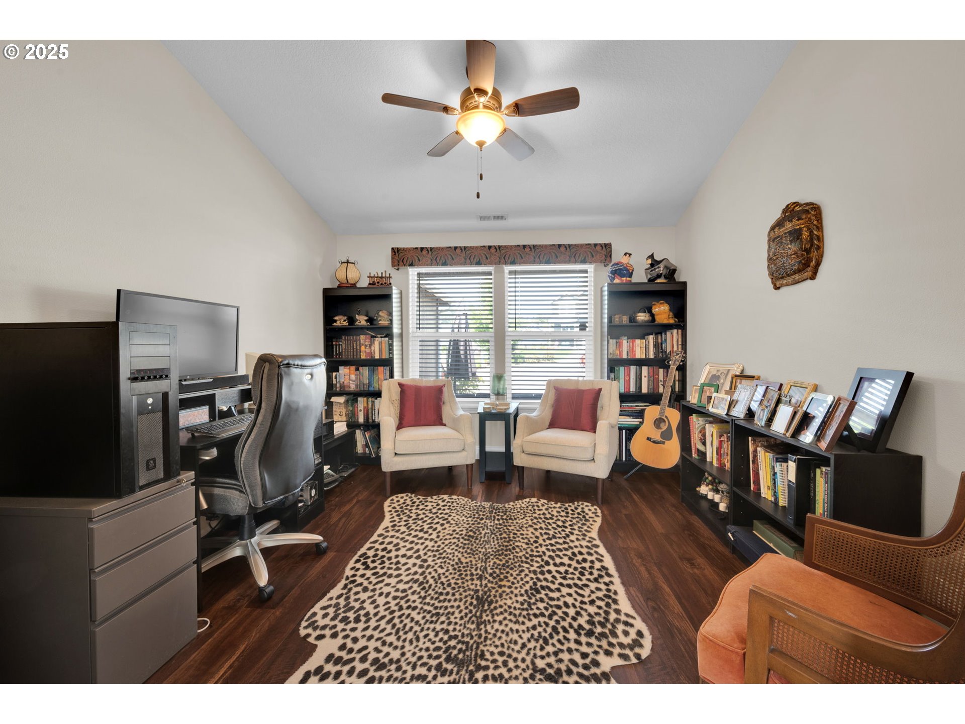 6057 Pebble Court Springfield, OR 97478 - Photo 22 of 42 a living room with furniture and a window