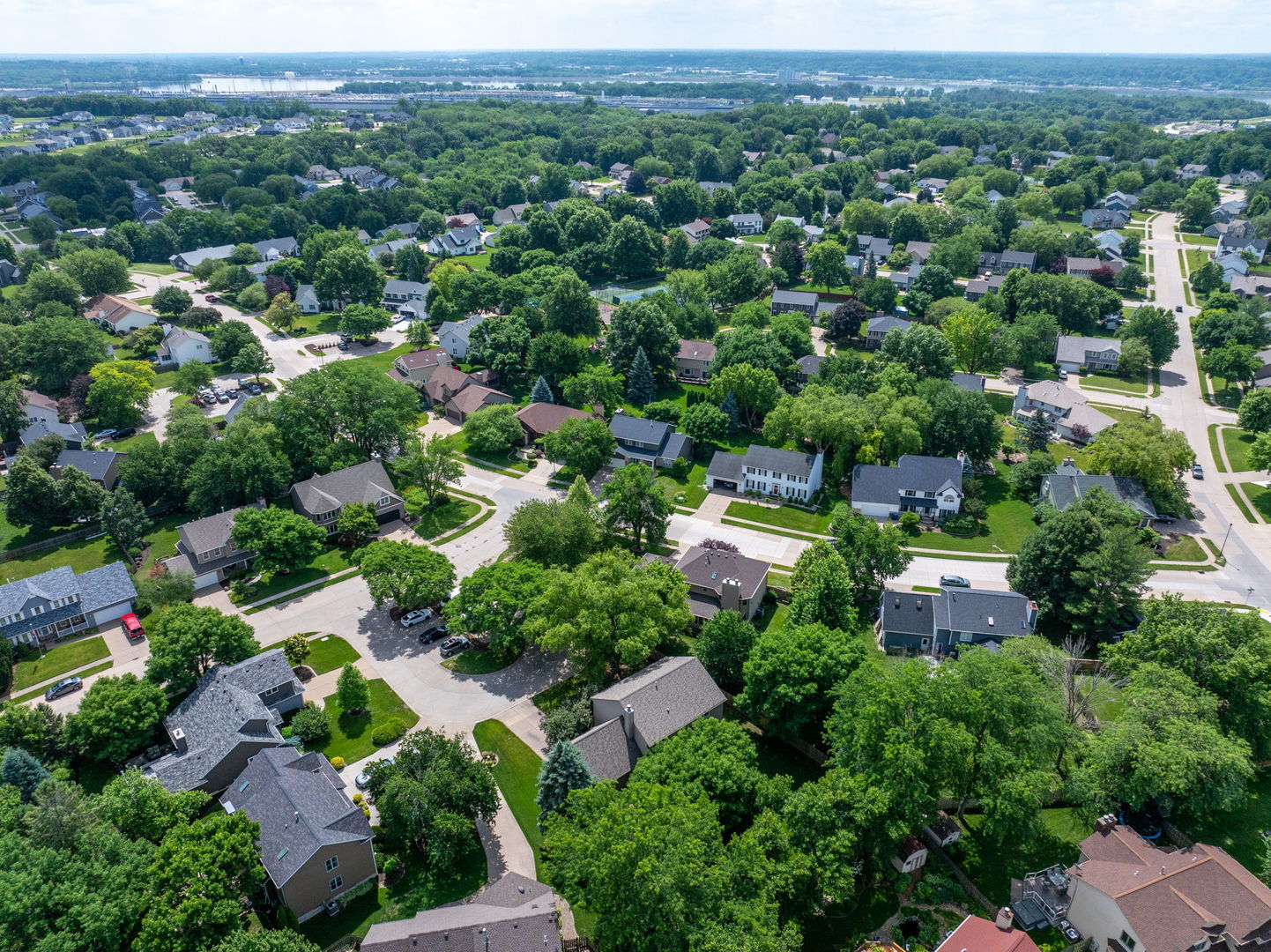 1926 Ashford Road Bettendorf, IA 52722 - Photo 44 of 55
