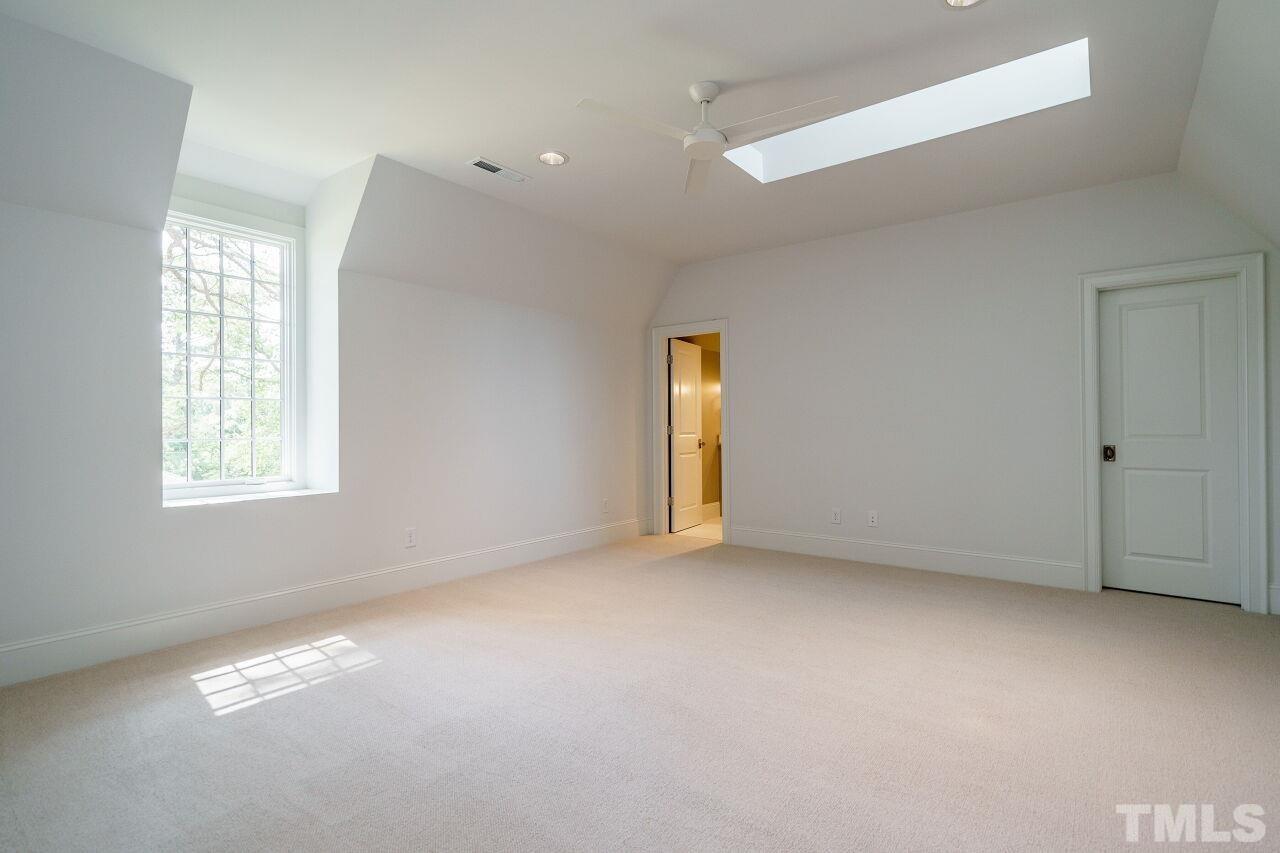 1227 Canterbury Road Raleigh, NC 27607 - Photo 21 of 30