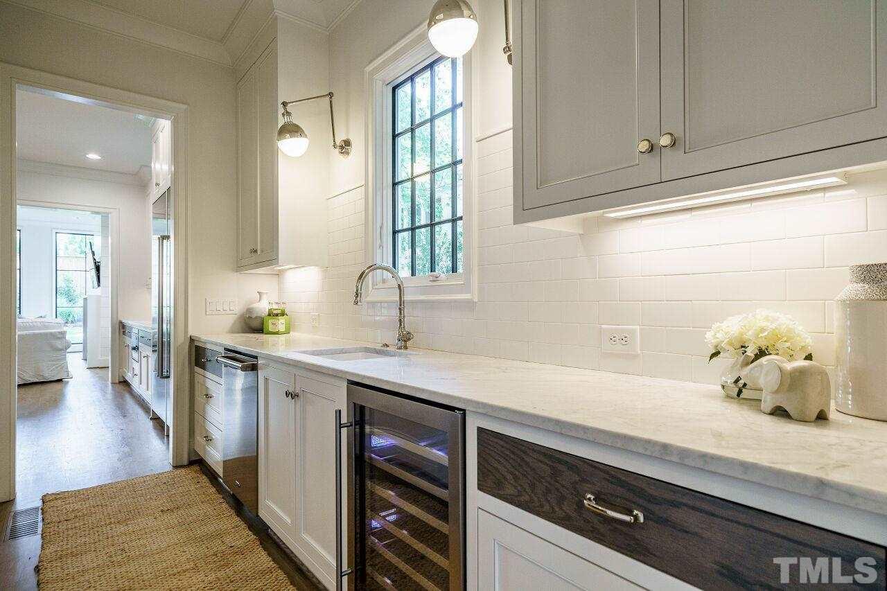 1227 Canterbury Road Raleigh, NC 27607 - Photo 5 of 30