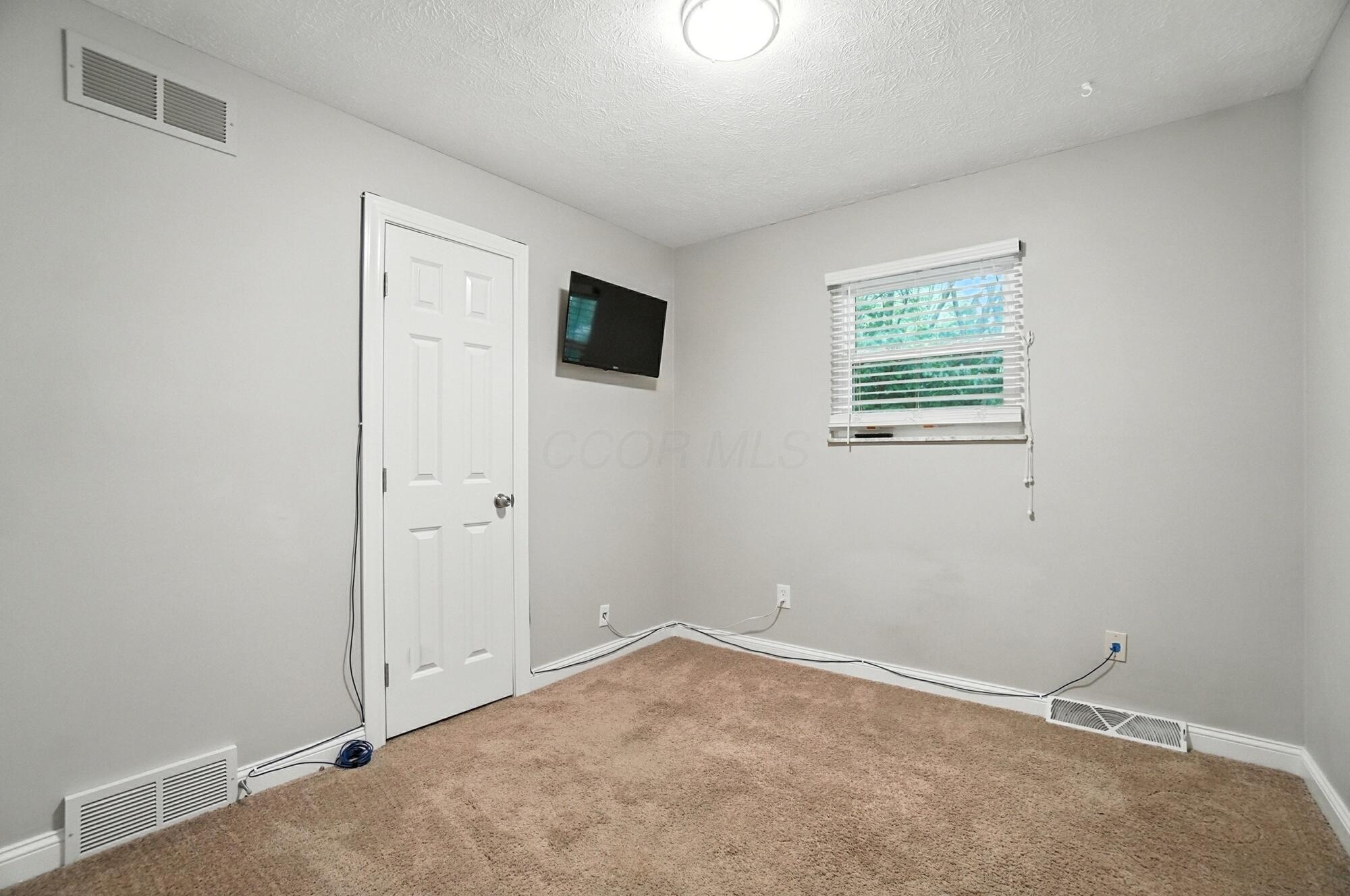 2269 Fishinger Road Upper Arlington, OH 43221 - Photo 62 of 107 closet
