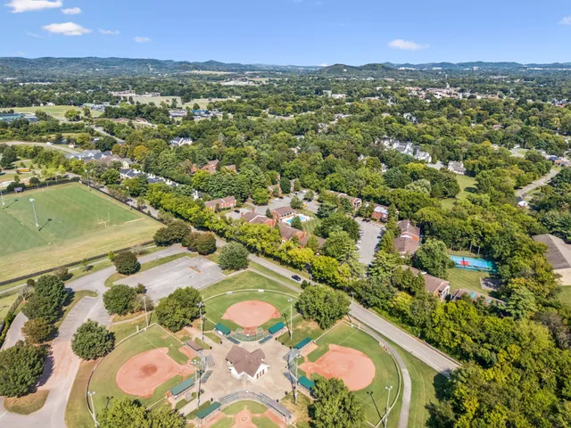 $270,000 | 601 Boyd Mill Avenue, Unit Q5, Franklin, TN 37064