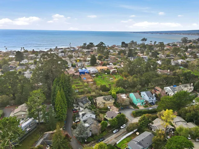 $1,395,000 | 303 Dry Creek Road, Aptos, CA 95003