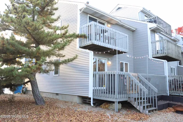 $365,000 | 657 Ellicott Avenue, Toms River, NJ 08753