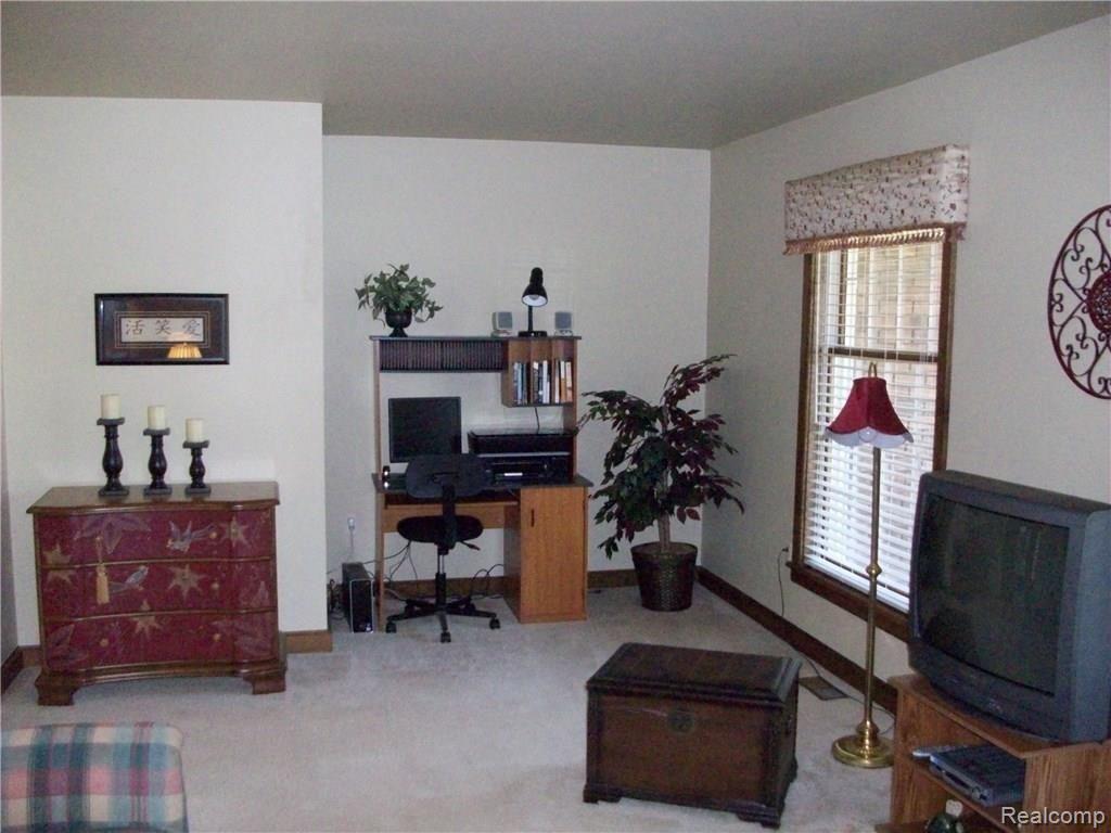 420 Mack Road Leonard, MI 48367 - Photo 7 of 37 100_2381.JPG