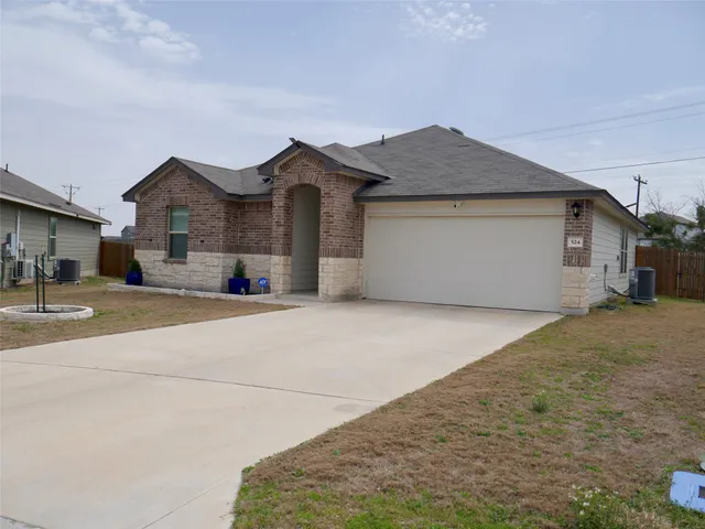 $1,750 | 524 Taggart Trail, Jarrell, TX 76537