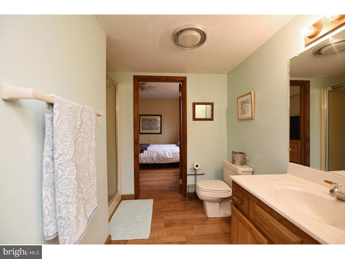 175 Niantic Road Barto, PA 19504 - Photo 12 of 24 Bathroom