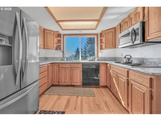 $810,000 | 59720 Oliver Heights Lane, St. Helens, OR 97051