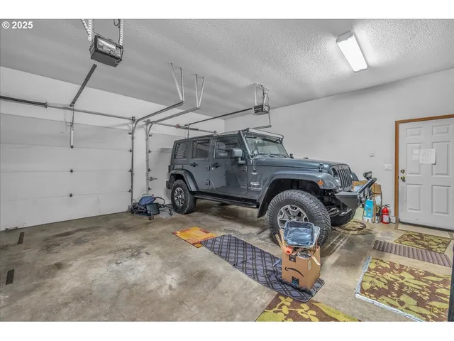 $810,000 | 59720 Oliver Heights Lane, St. Helens, OR 97051