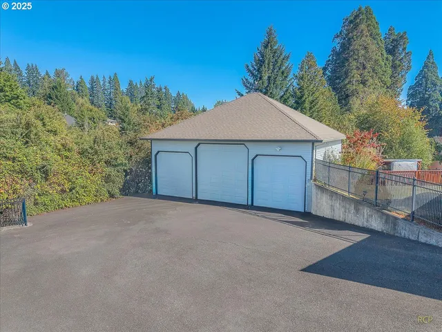 $810,000 | 59720 Oliver Heights Lane, St. Helens, OR 97051