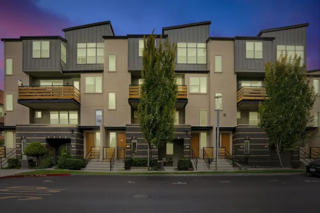 $968,000 | 678 Squire Avenue, San Jose, CA 95133