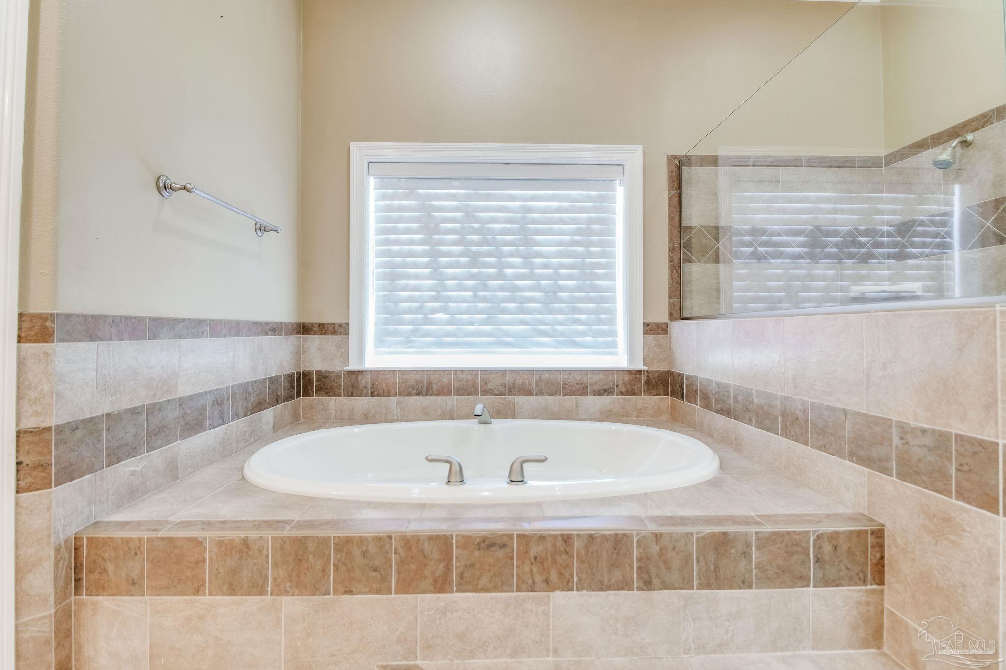 2569 Mary Fox Drive Gulf Breeze, FL 32563 - Photo 33 of 56