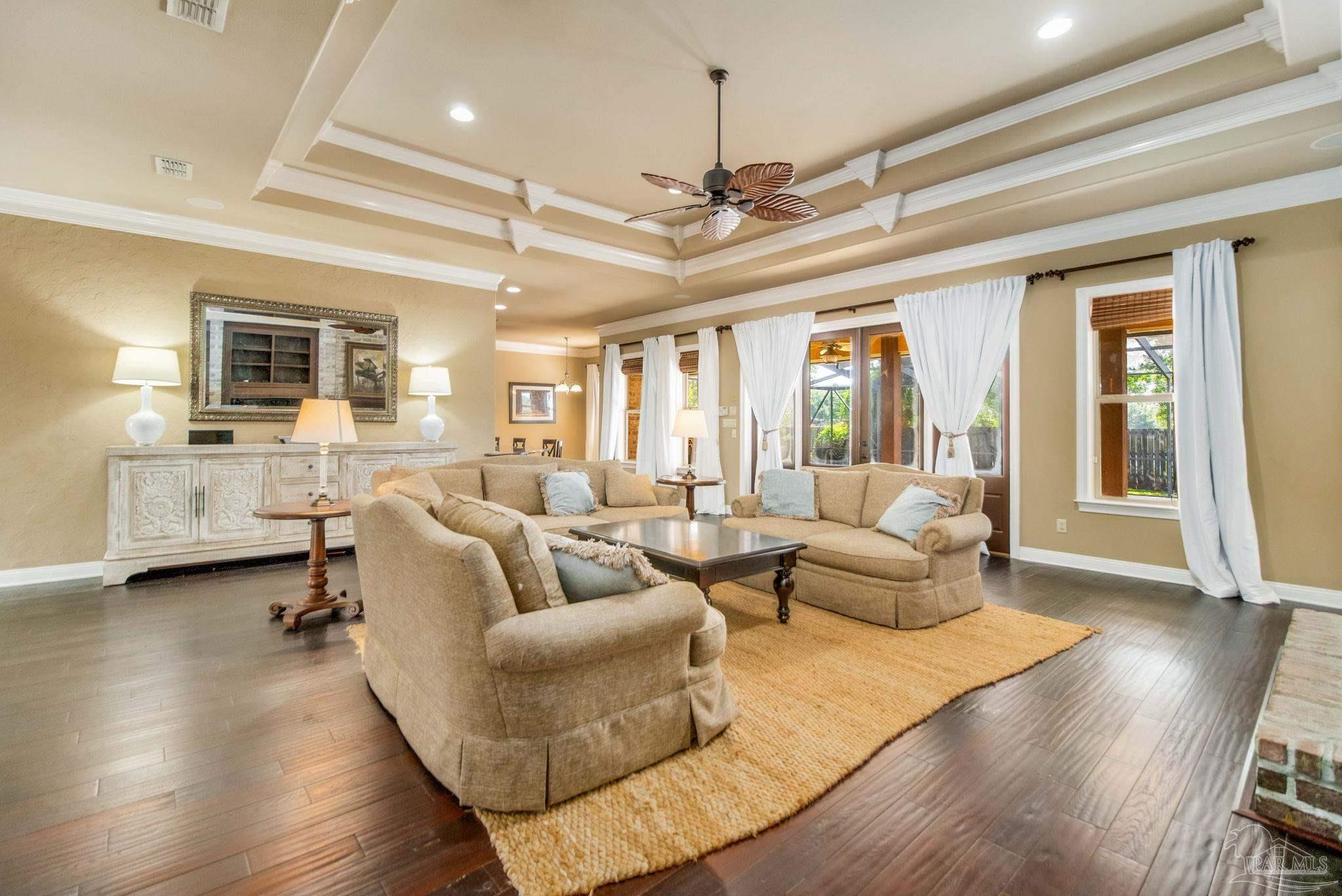 2569 Mary Fox Drive Gulf Breeze, FL 32563 - Photo 10 of 56