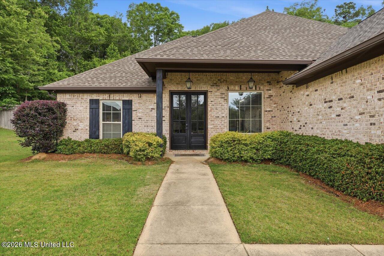 125 Victoria Place Brandon, MS 39042 - Photo 3 of 33 03-125 Victoria Pl _ Hometoursms.com