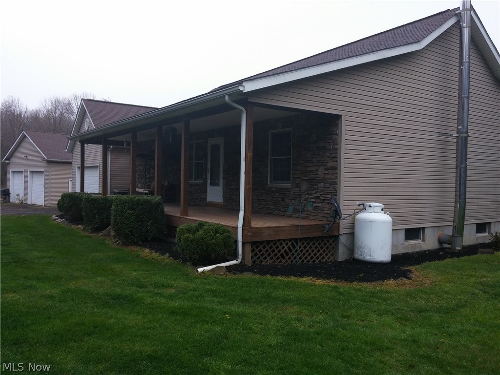 12129 Hunt Road Huntsburg, OH 44046 - Photo 7 of 25