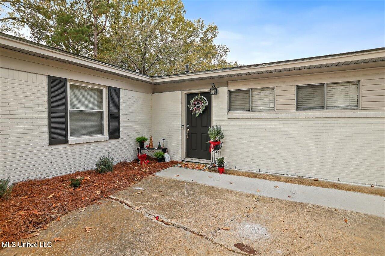 532 Bellevue Street Clinton, MS 39056 - Photo 3 of 31 03-532 Bellevue St