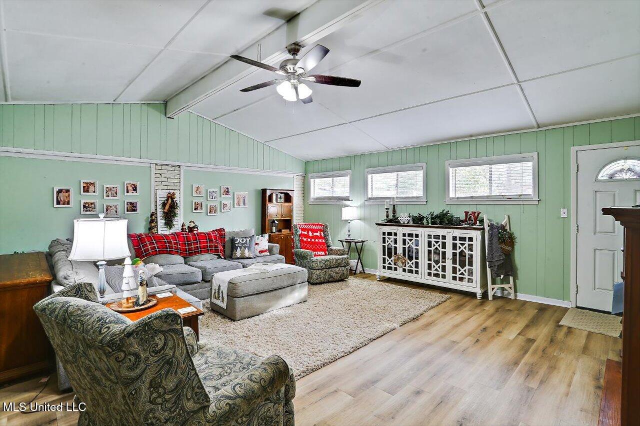 532 Bellevue Street Clinton, MS 39056 - Photo 7 of 31 07-532 Bellevue St