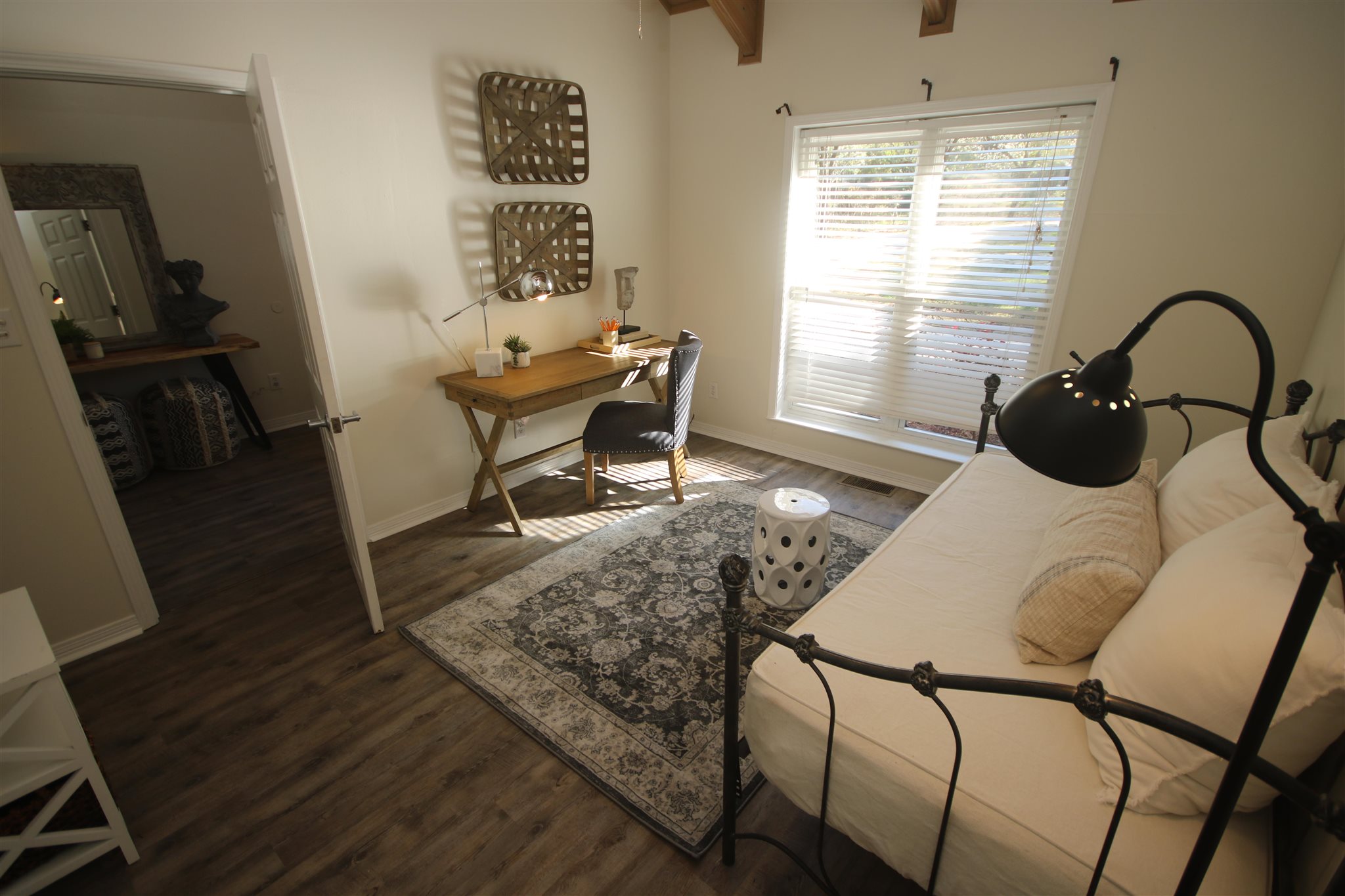 5425 Rowe Trail Pace, FL 32571 - Photo 15 of 50 off foyer. Vaulted ceiling peaks around 16'.