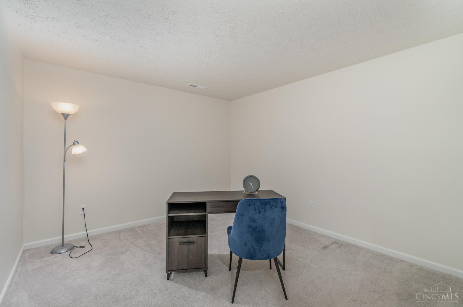 5933 Old Pebble Path Middletown, OH 45044 - Photo 13 of 23
