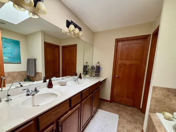 $375,000 | 11370 Lindbergh Lane, Poplar Grove, IL 61065